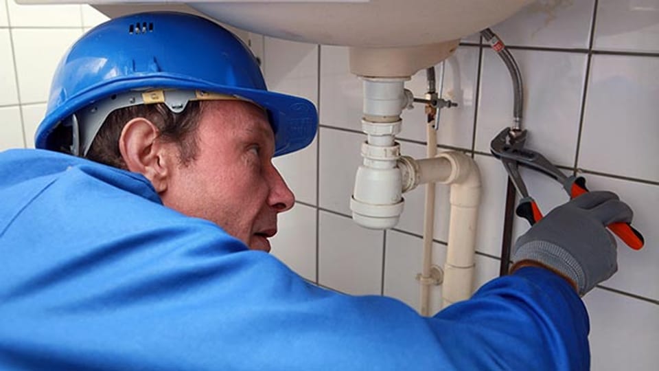 Finde Handwerker für maßgeschneiderte Bau- und Reparaturlösungen