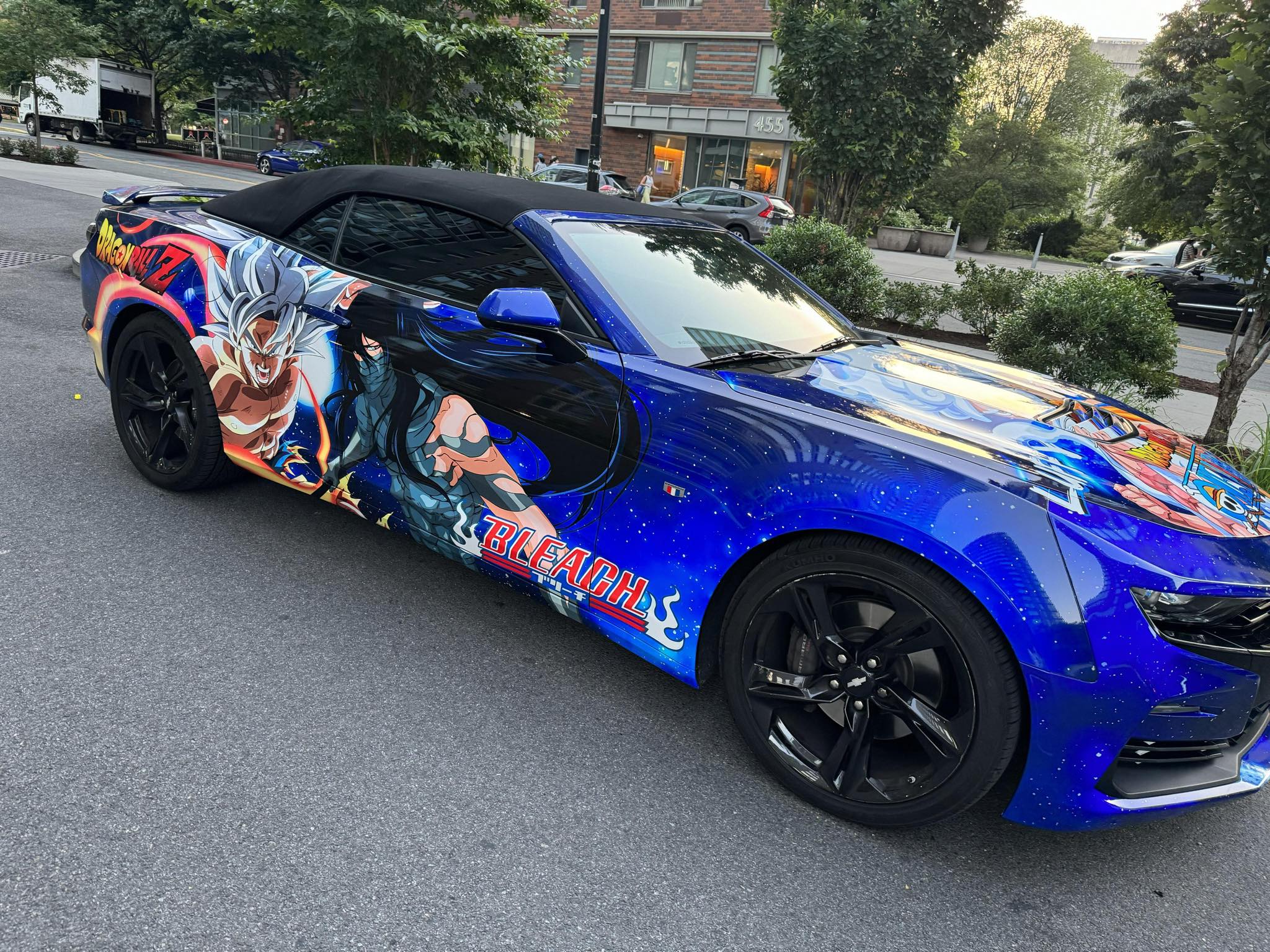 Auto Folieren Preis bei Itasha-Folien: Rechnen Sie mit diesen Werten