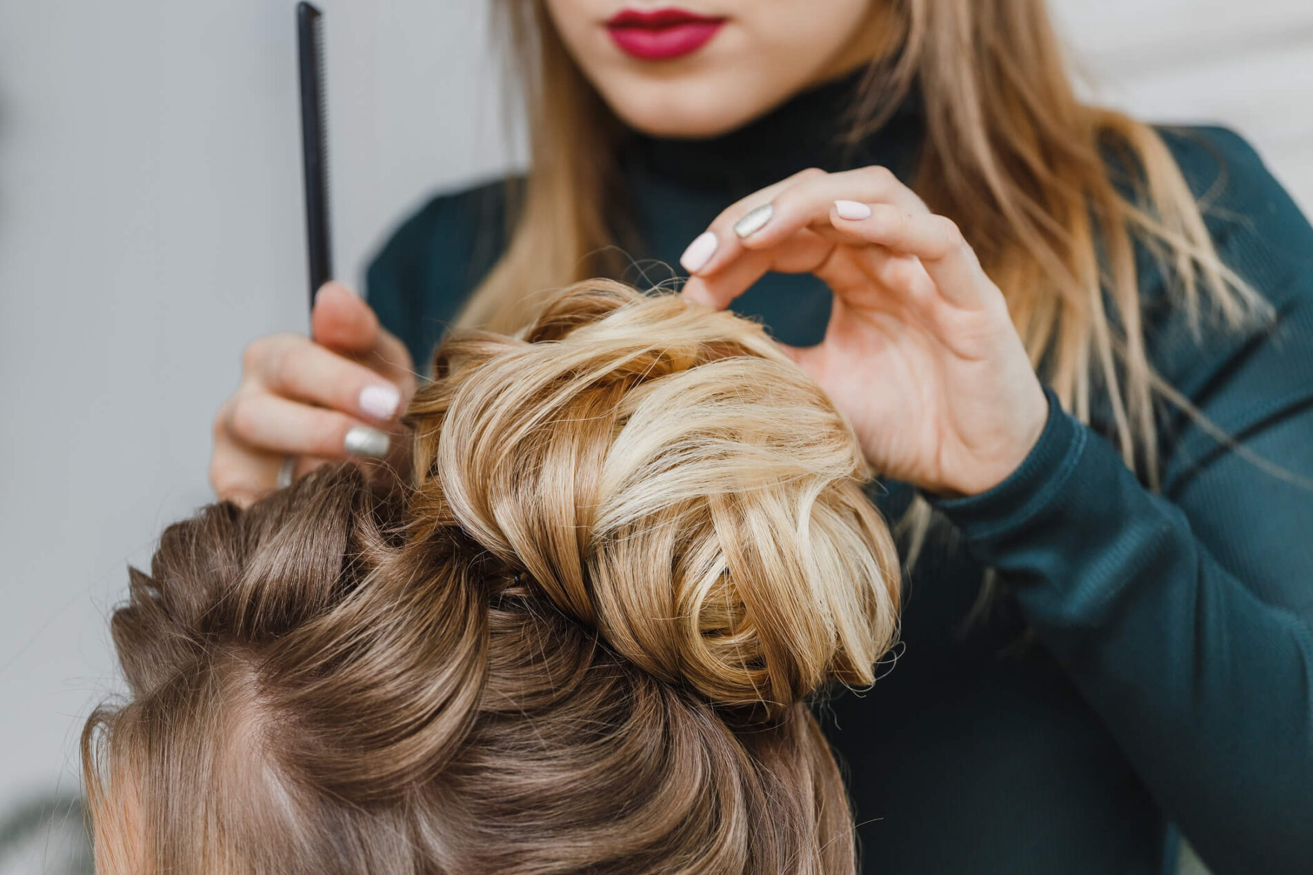 Vertrauen Sie uns für natürliche Haarverdichtung in Darmstadt