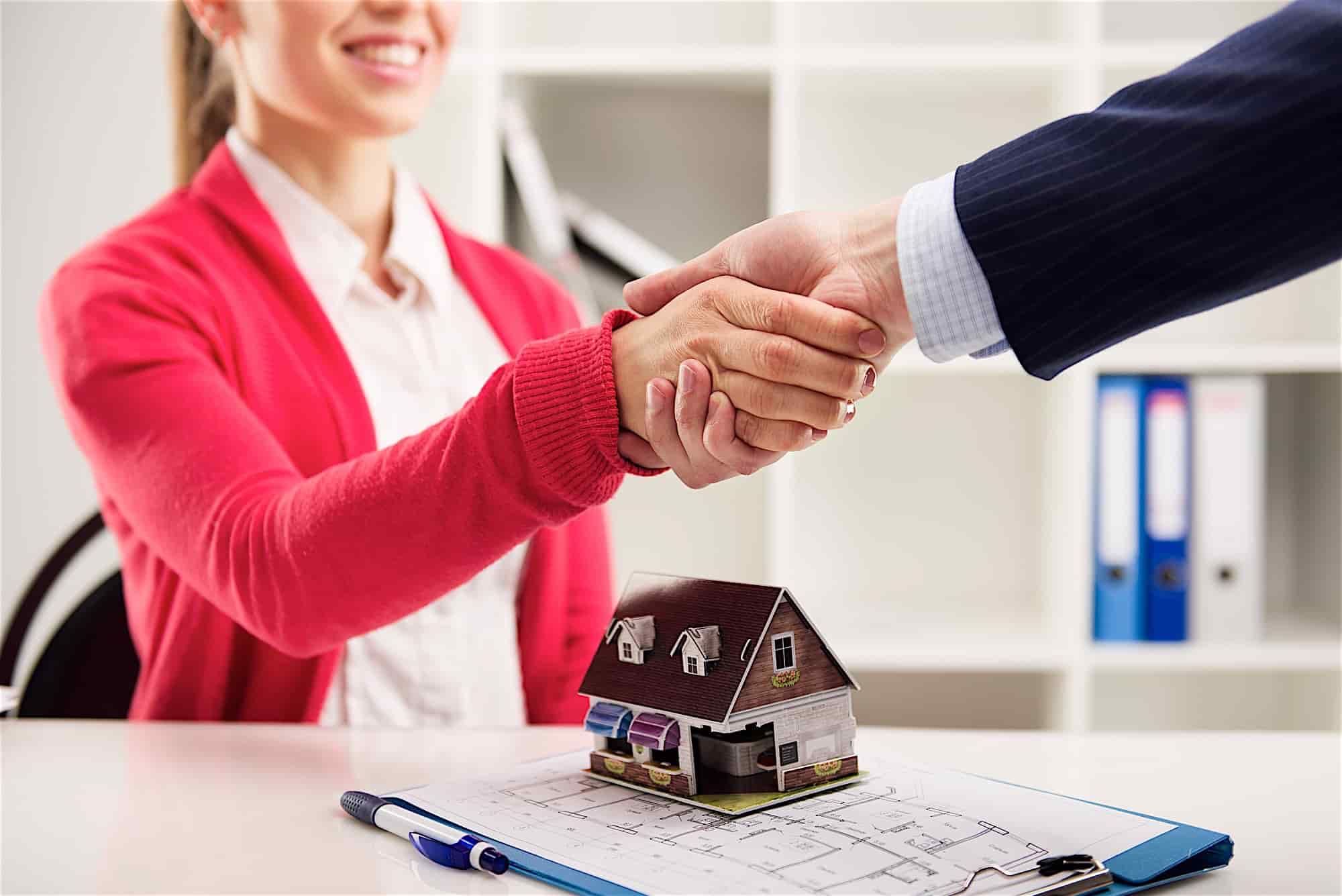 Die Rolle des Immobilienmaklers im heutigen Immobilienmarkt