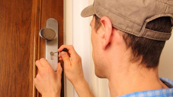 Schlüsseldienst Reinickendorf: Zuverlässige Lösungen für Türprobleme