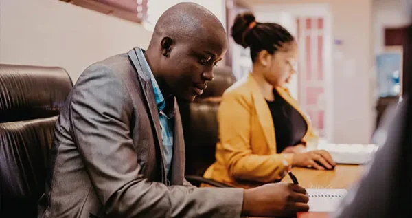 Vertiefen Sie Ihr Wissen: Konsolidierung Konzernabschluss Beispiel für Financial Modeling